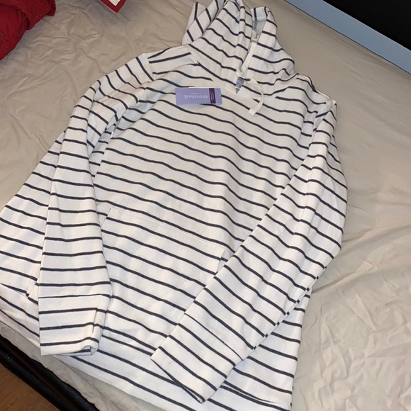 Motherhood Maternity Tops - Cute and comfy Nursing top